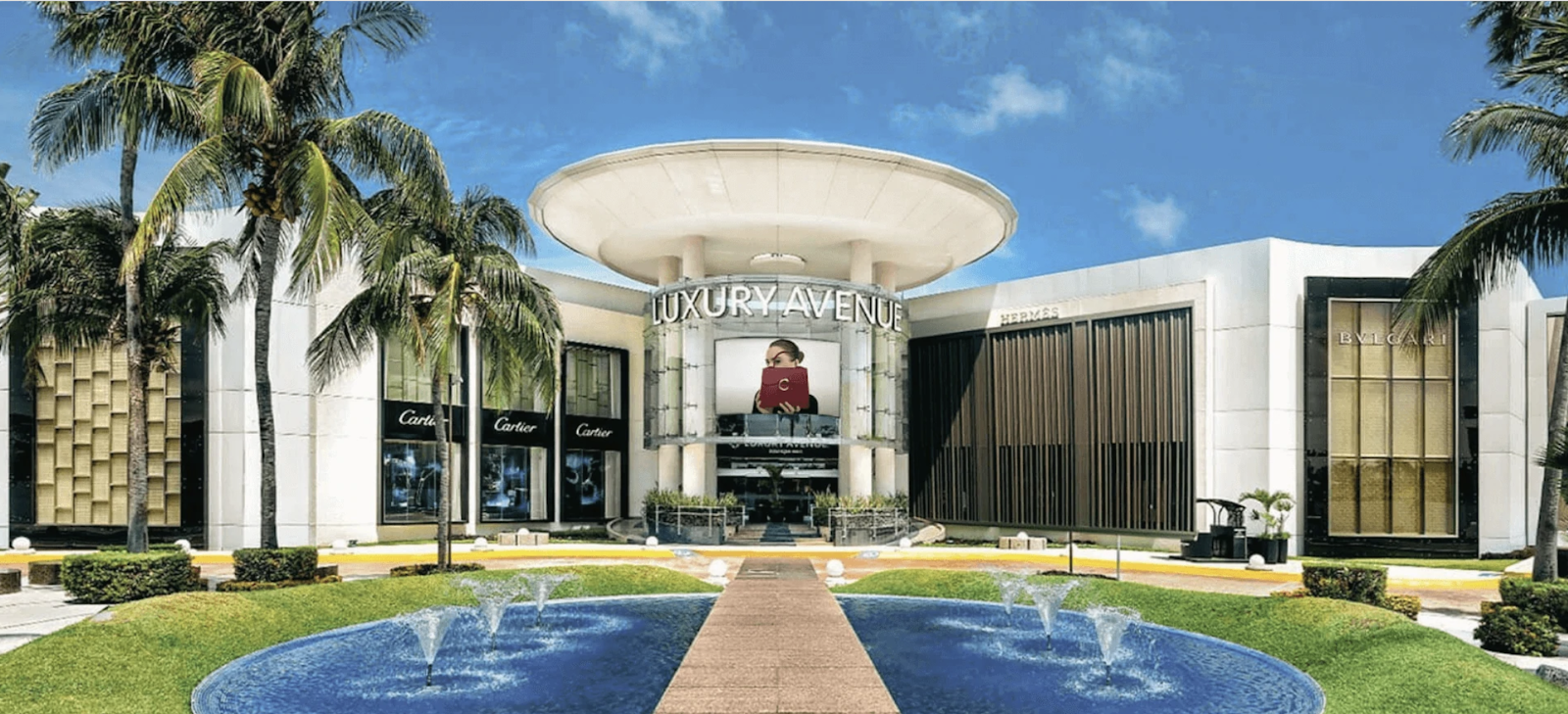 Luxury Avenue Mall Cancún